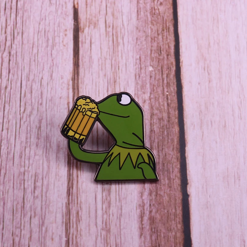 Funny Frog Pin/Keychain