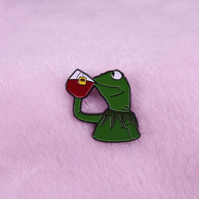 Funny Frog Pin/Keychain