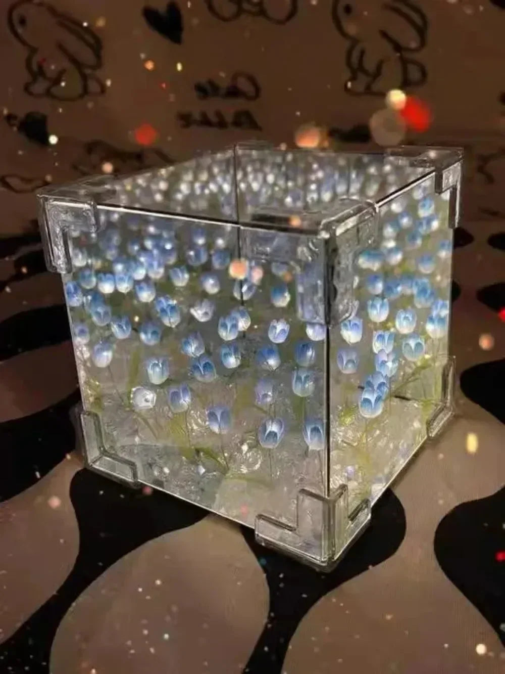 Tulip Cube Three-Dimensional Small Night Lamp