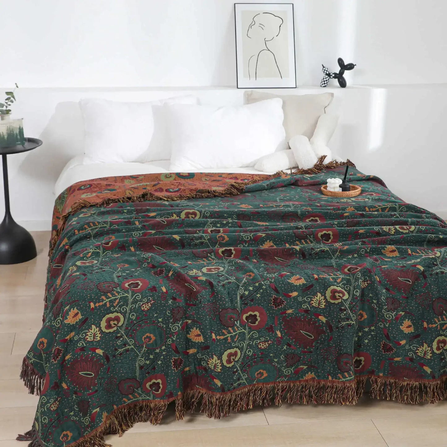 Nordic Bedspread with Tassels