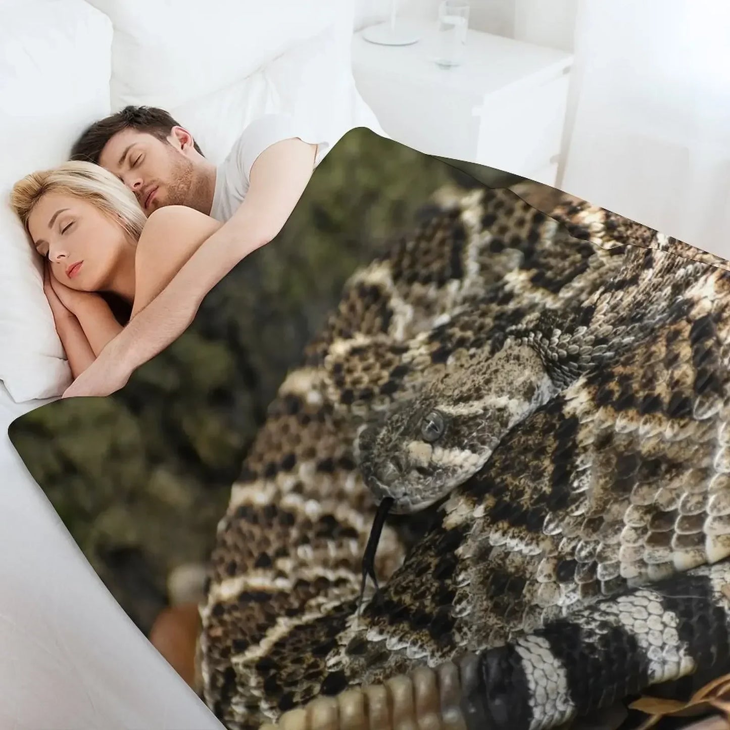 Western Diamondback Rattlesnake Throw Blanket