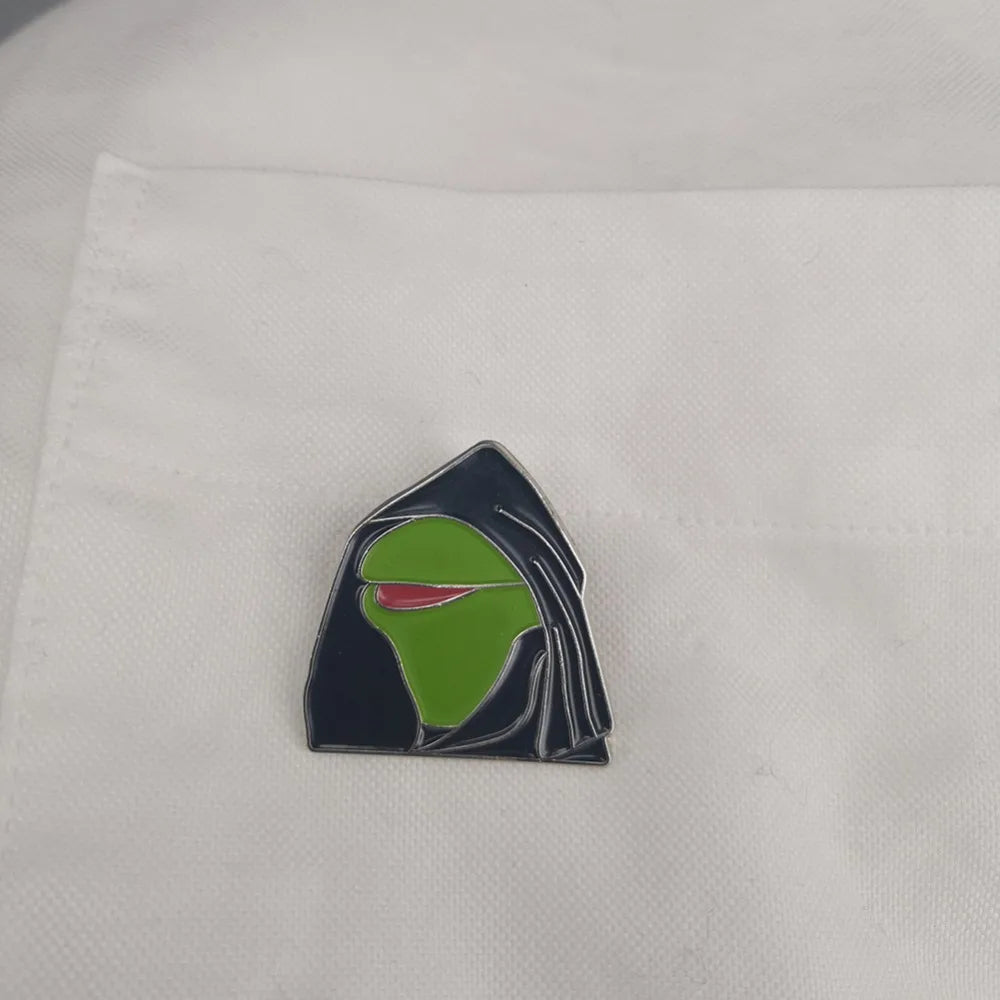 Funny Frog Pin/Keychain
