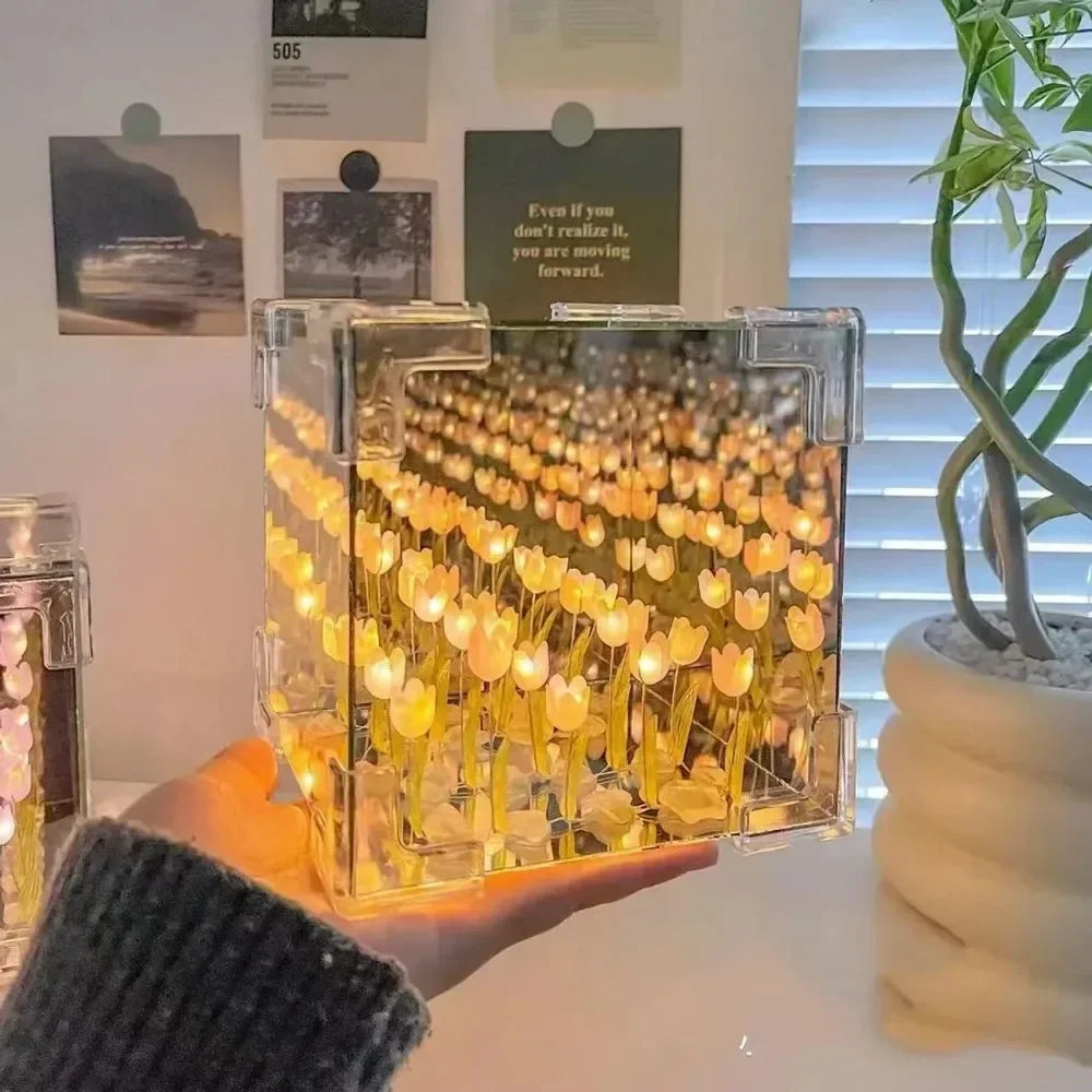 Tulip Cube Three-Dimensional Small Night Lamp