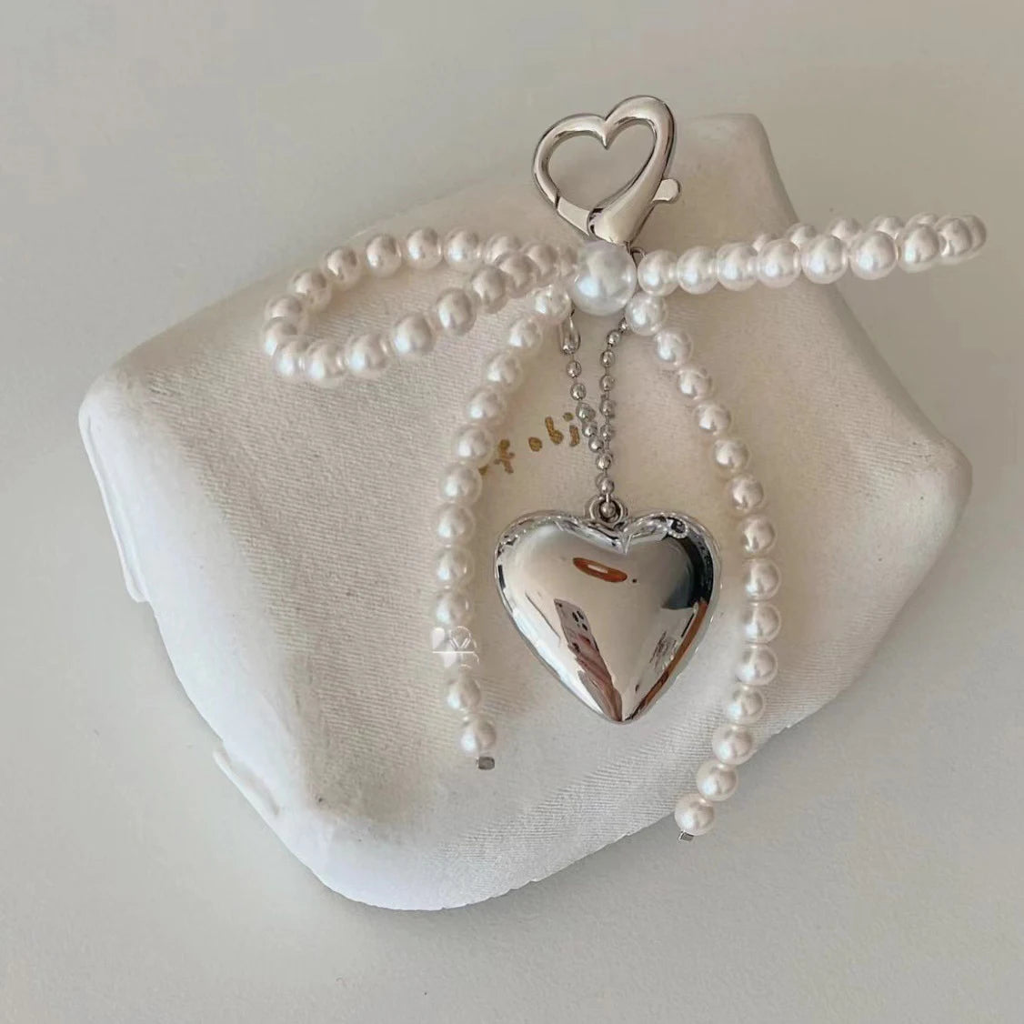 Beaded Bow Keychain