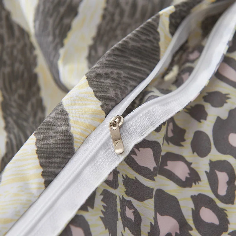 Black White Print Duvet Bed Set
